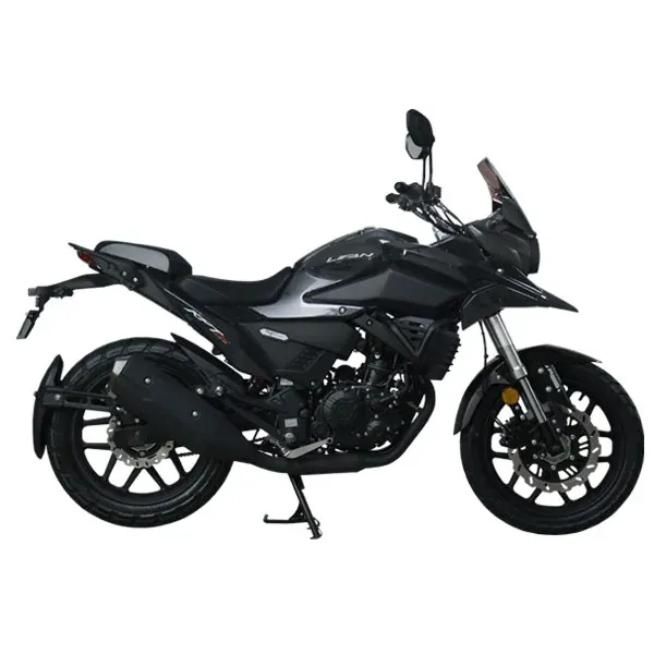Lifan KPT 150 4V, front three-quarter view